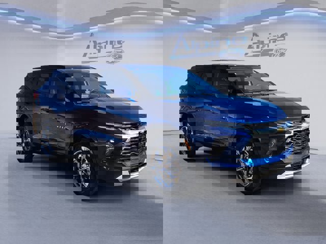 Used 2023 Chevrolet Blazer LT w/ Driver Confidence Package image 7