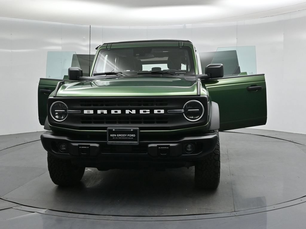 Certified 2024 Ford Bronco Black Diamond AWD/4WD image 28