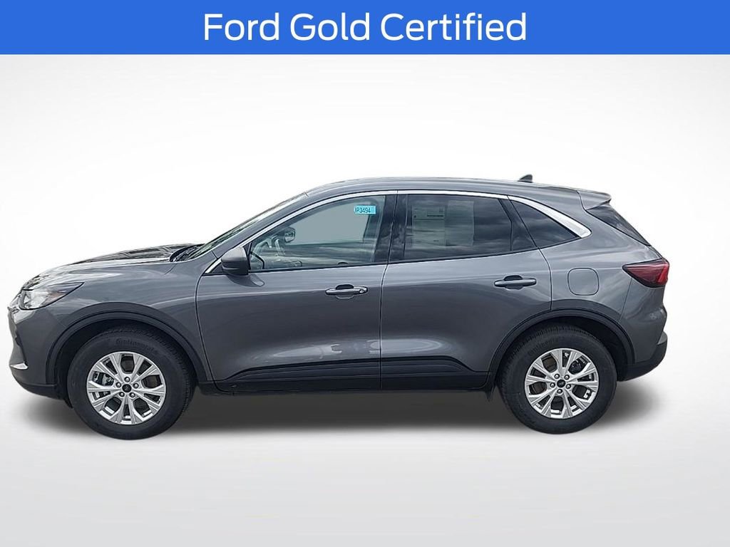 Certified 2023 Ford Escape Active AWD/4WD image 17