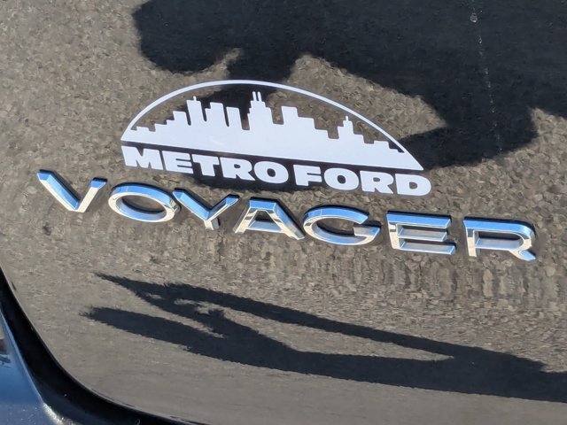 Used 2023 Chrysler Voyager LX FWD image 29
