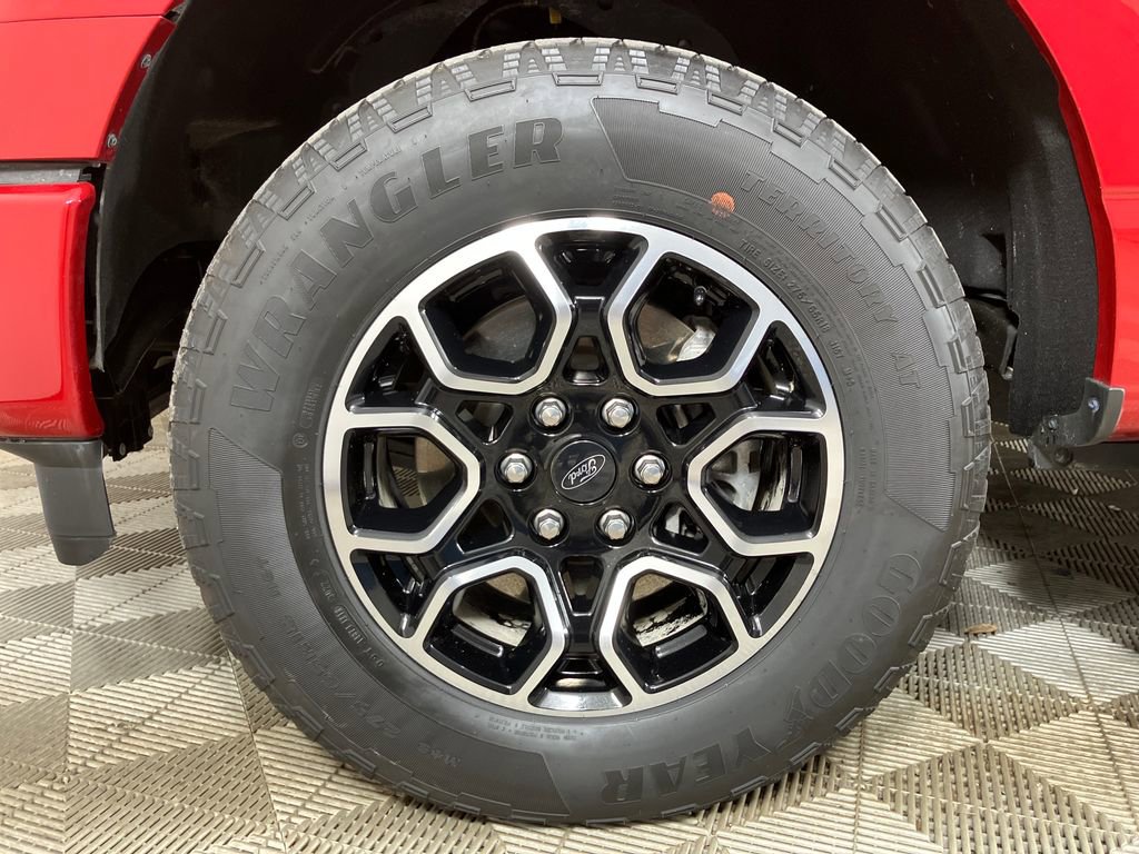 Certified 2022 Ford F150 XLT w/ Equipment Group 302A High image 14