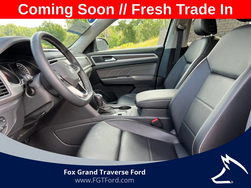 Used 2021 Volkswagen Atlas SE w/ Panoramic Sunroof Package FWD image 3