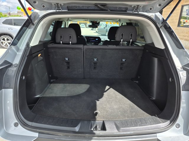 Used 2025 Chevrolet TrailBlazer LT AWD/4WD image 24