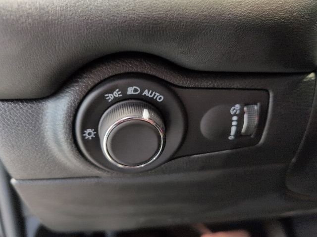 Used 2024 Dodge Durango R/T AWD/4WD image 21