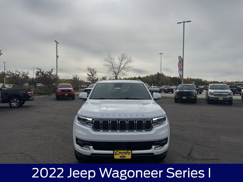 Used 2022 Jeep Wagoneer Series I AWD/4WD image 4