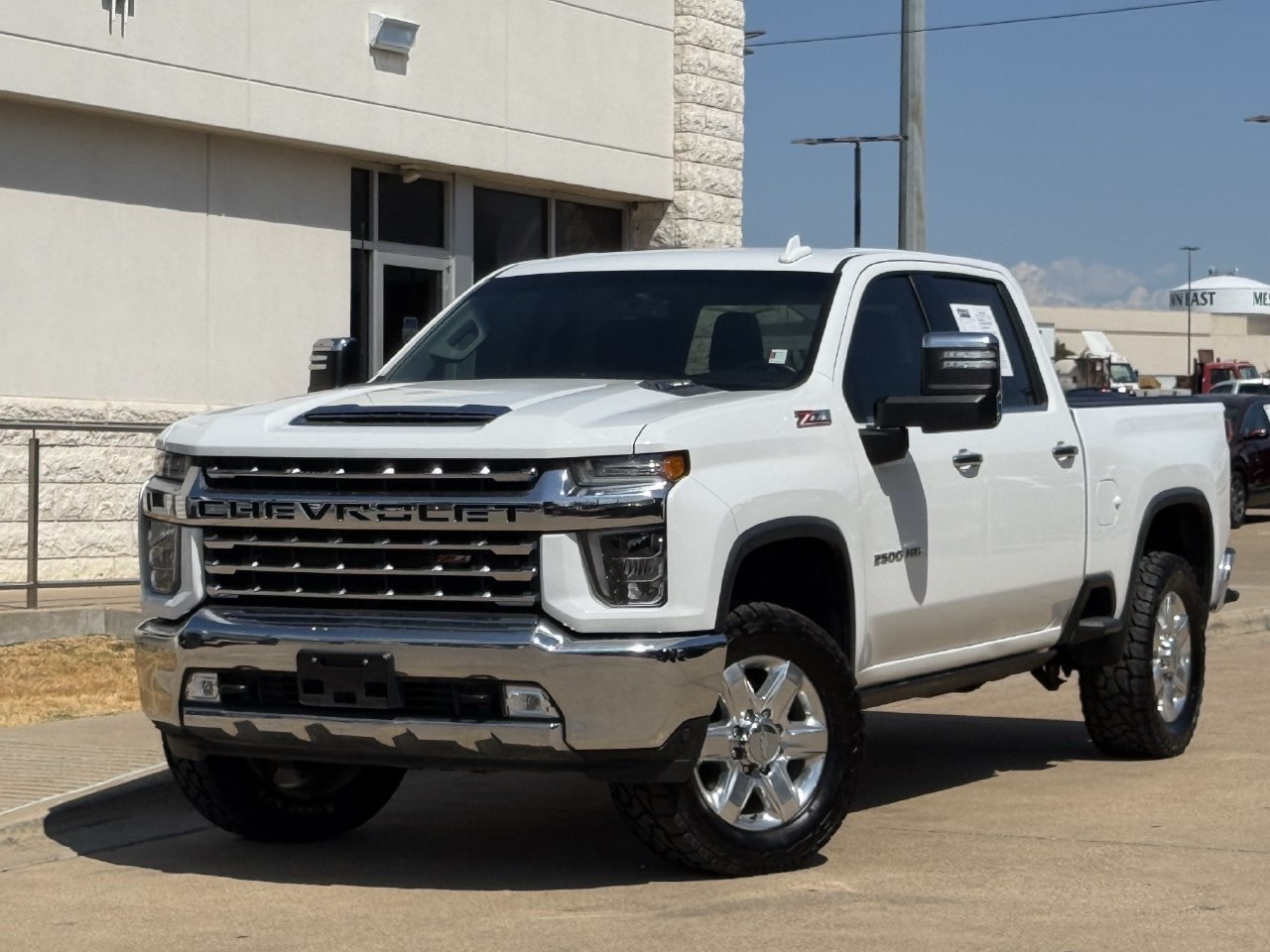 Used 2020 Chevrolet Silverado 2500 LTZ AWD/4WD image 2