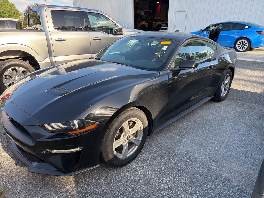 Certified 2020 Ford Mustang Coupe image 1