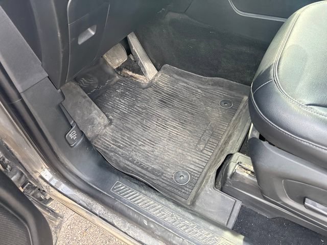 Certified 2020 Ford Explorer XLT w/ Equipment Group 202A AWD/4WD image 10