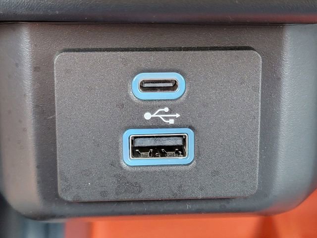 Certified 2023 Ford Maverick XLT w/ XLT Luxury Package image 7