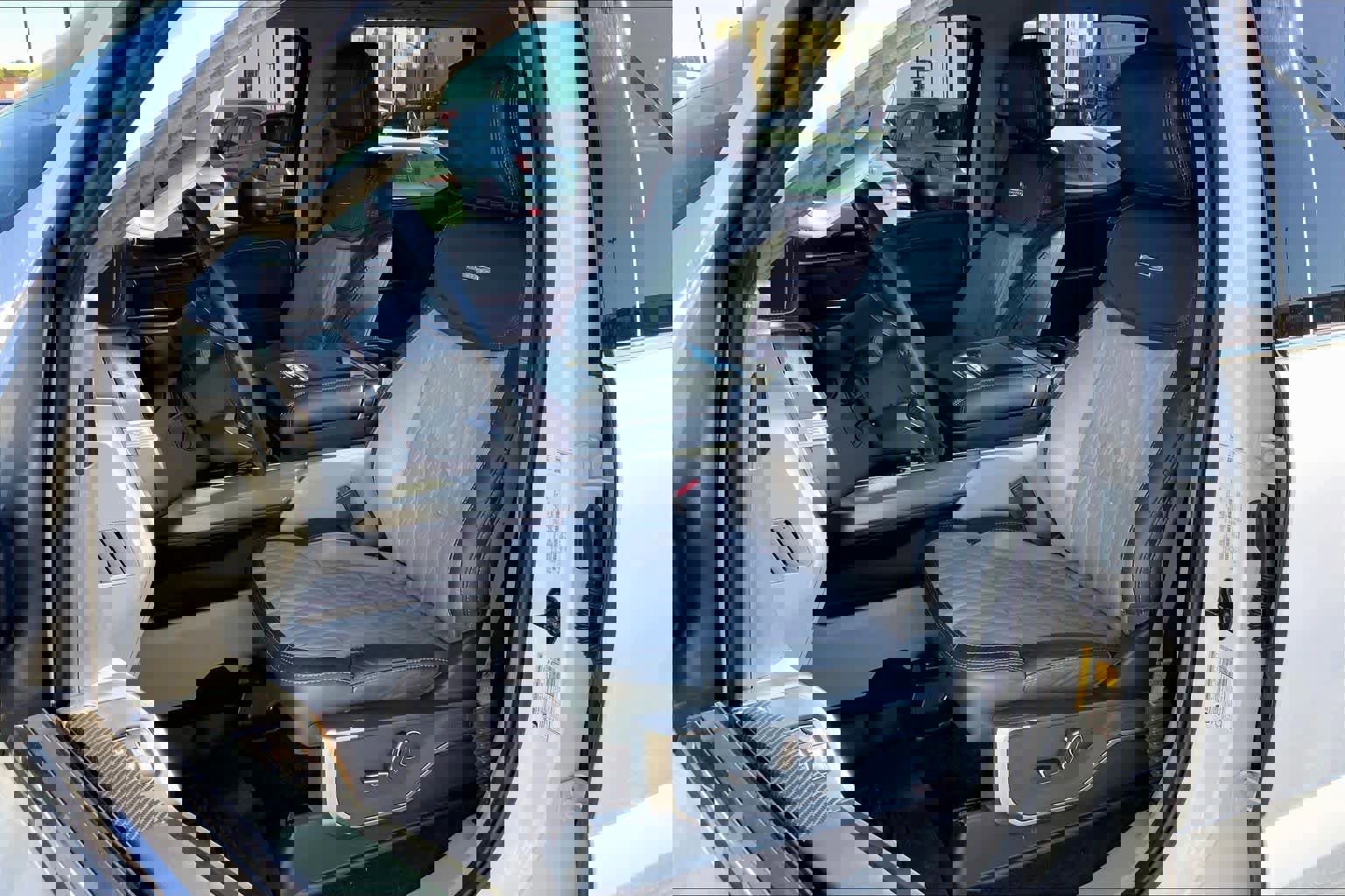 Certified 2023 Ford F150 Limited image 9