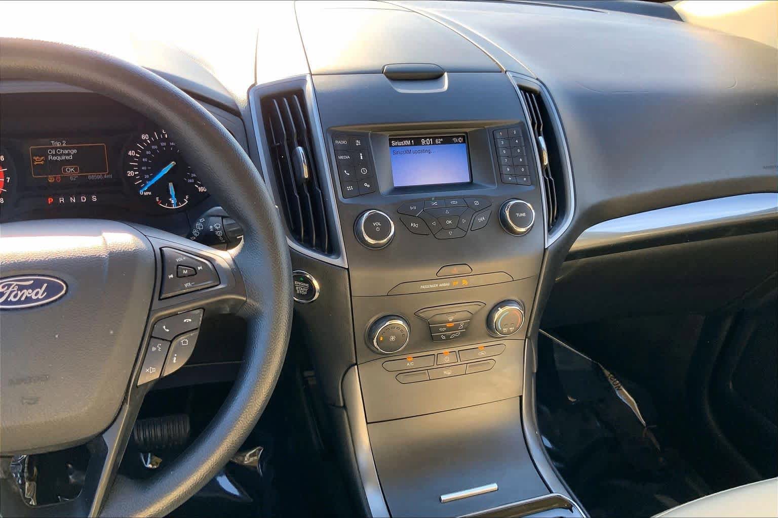 Certified 2019 Ford Edge SE FWD image 7