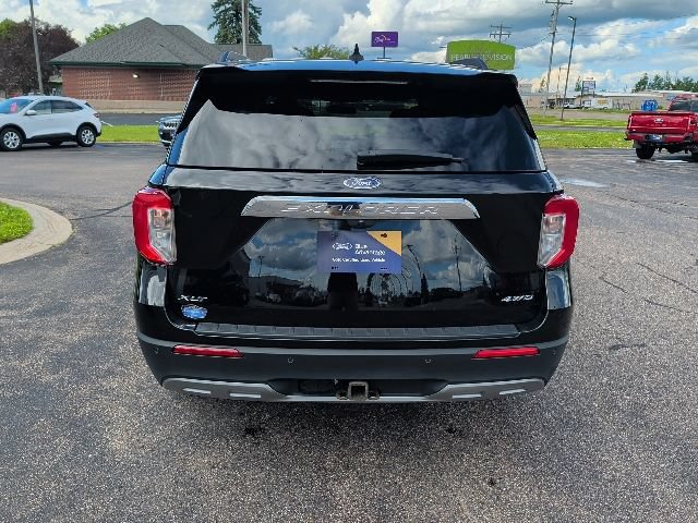 Certified 2024 Ford Explorer XLT w/ Equipment Group 202A AWD/4WD image 6