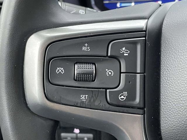 Used 2024 Chevrolet Suburban Premier image 23