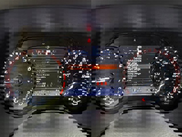 Used 2022 Nissan Titan PRO-4X w/ Pro-4x Convenience Package image 8