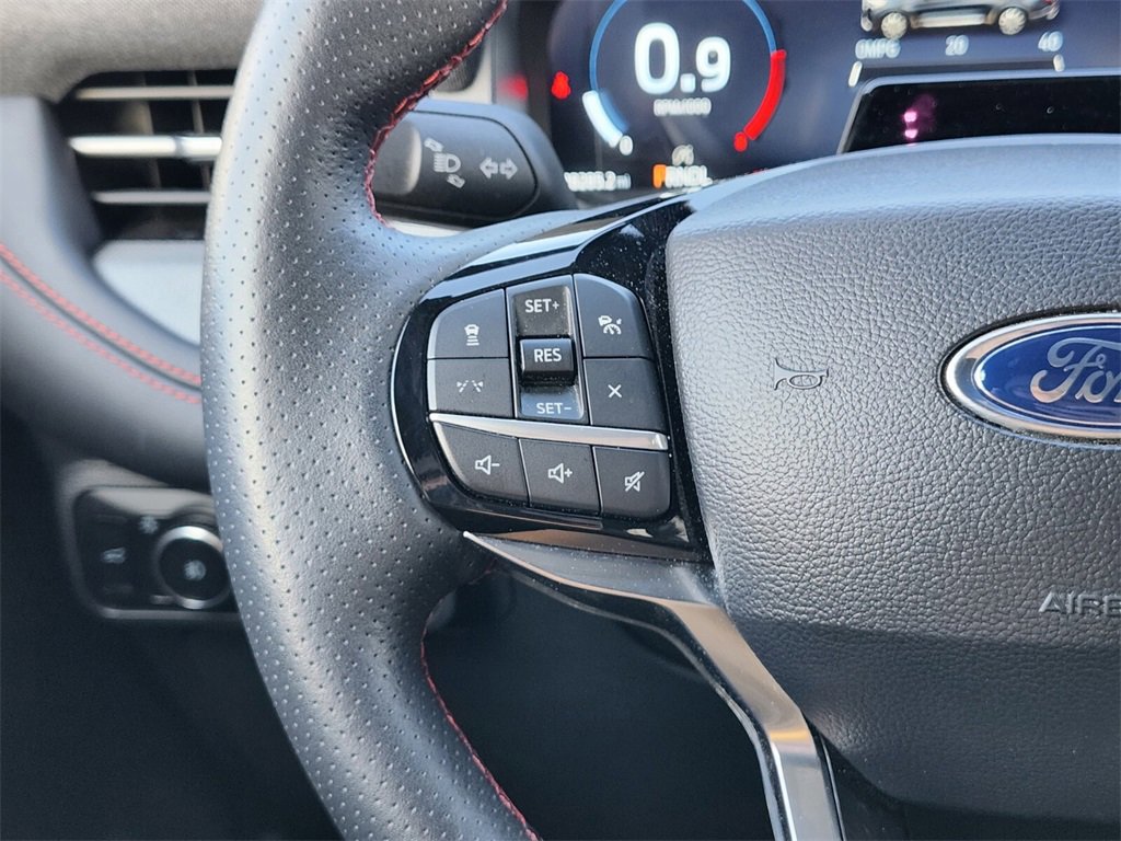 Certified 2025 Ford Explorer ST-Line image 30