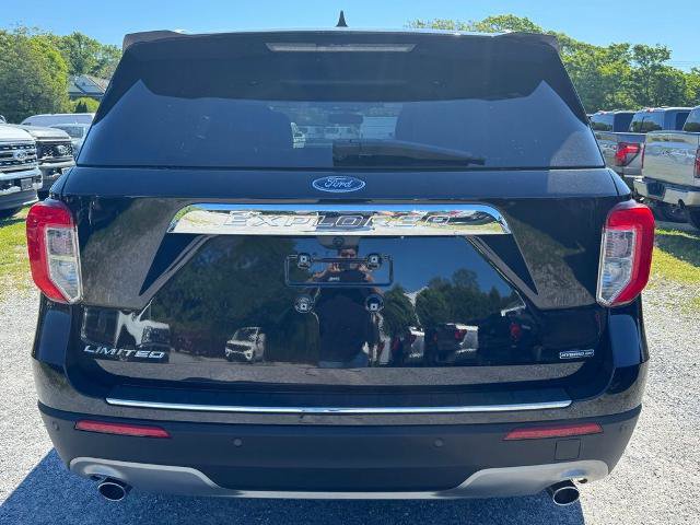Certified 2021 Ford Explorer Limited w/ Hybrid Equipment Group 310A AWD/4WD image 5
