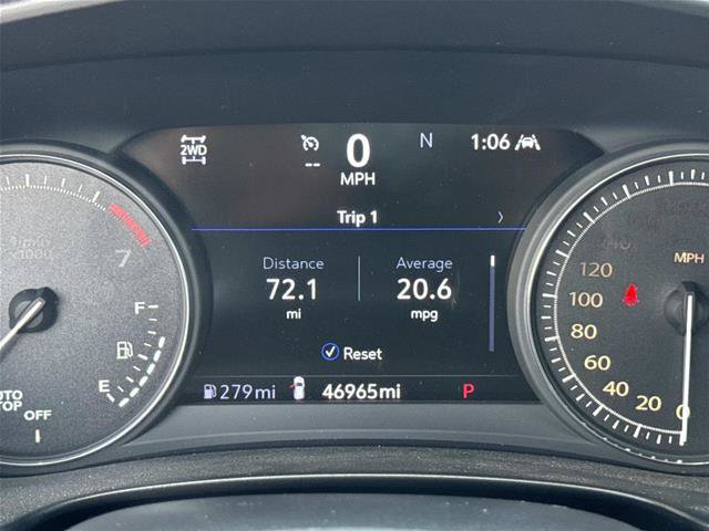 Used 2023 Cadillac XT4 Sport AWD/4WD image 23