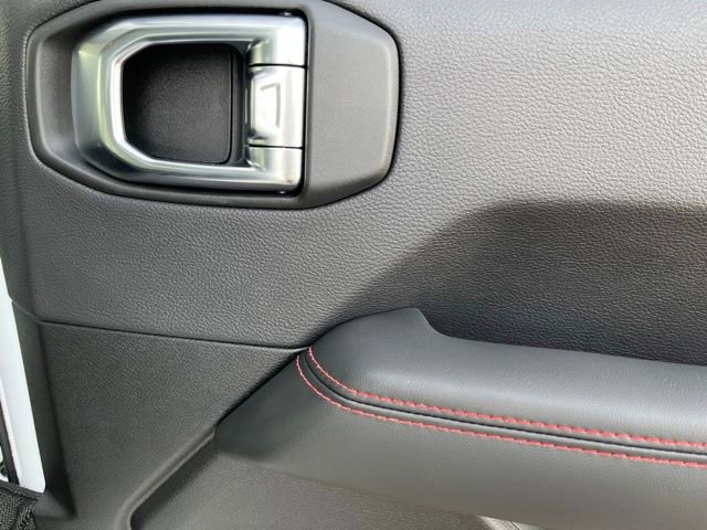 Used 2025 Jeep Gladiator Rubicon w/ Convenience Group image 20