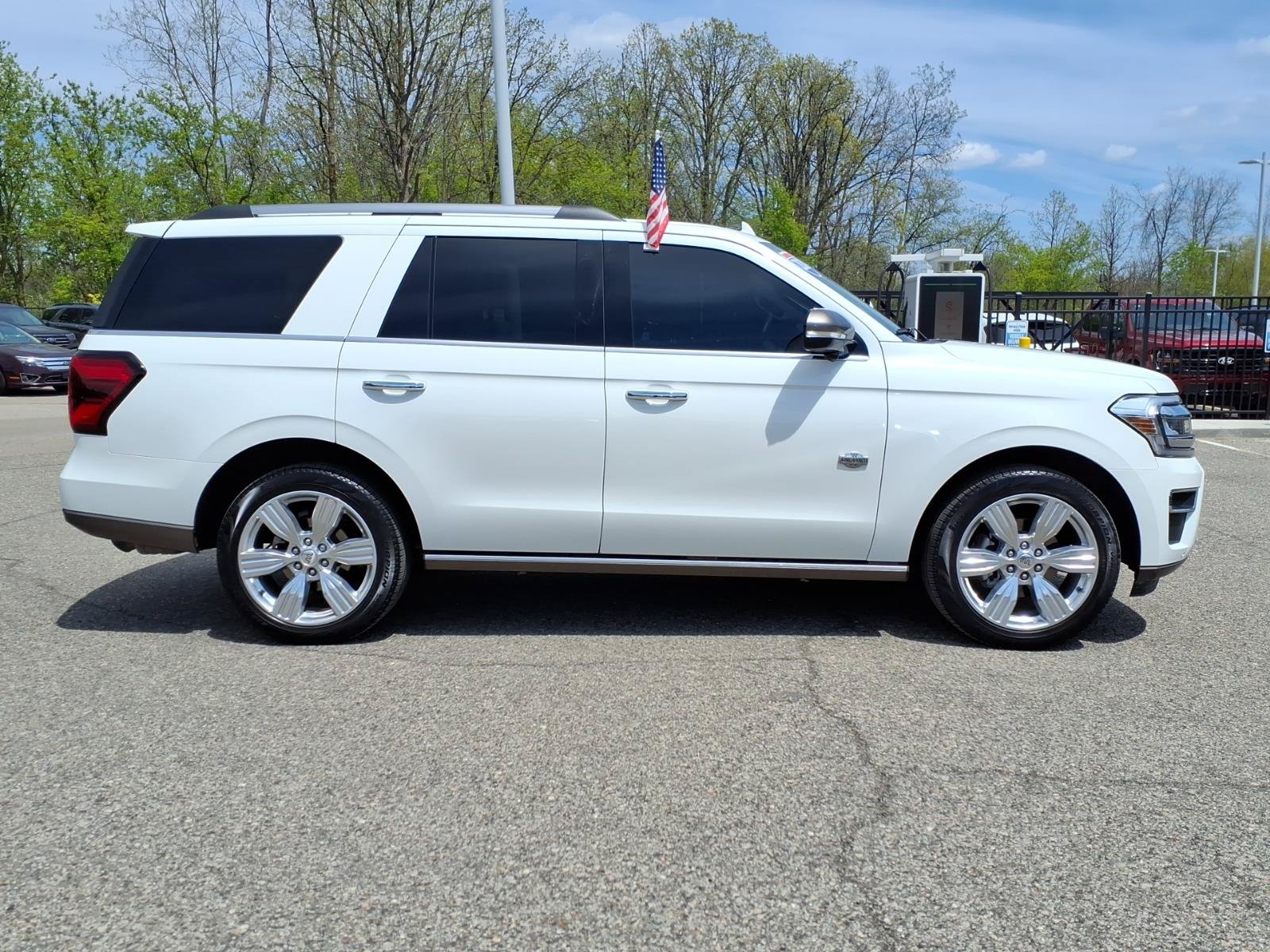 Certified 2024 Ford Expedition King Ranch AWD/4WD image 9