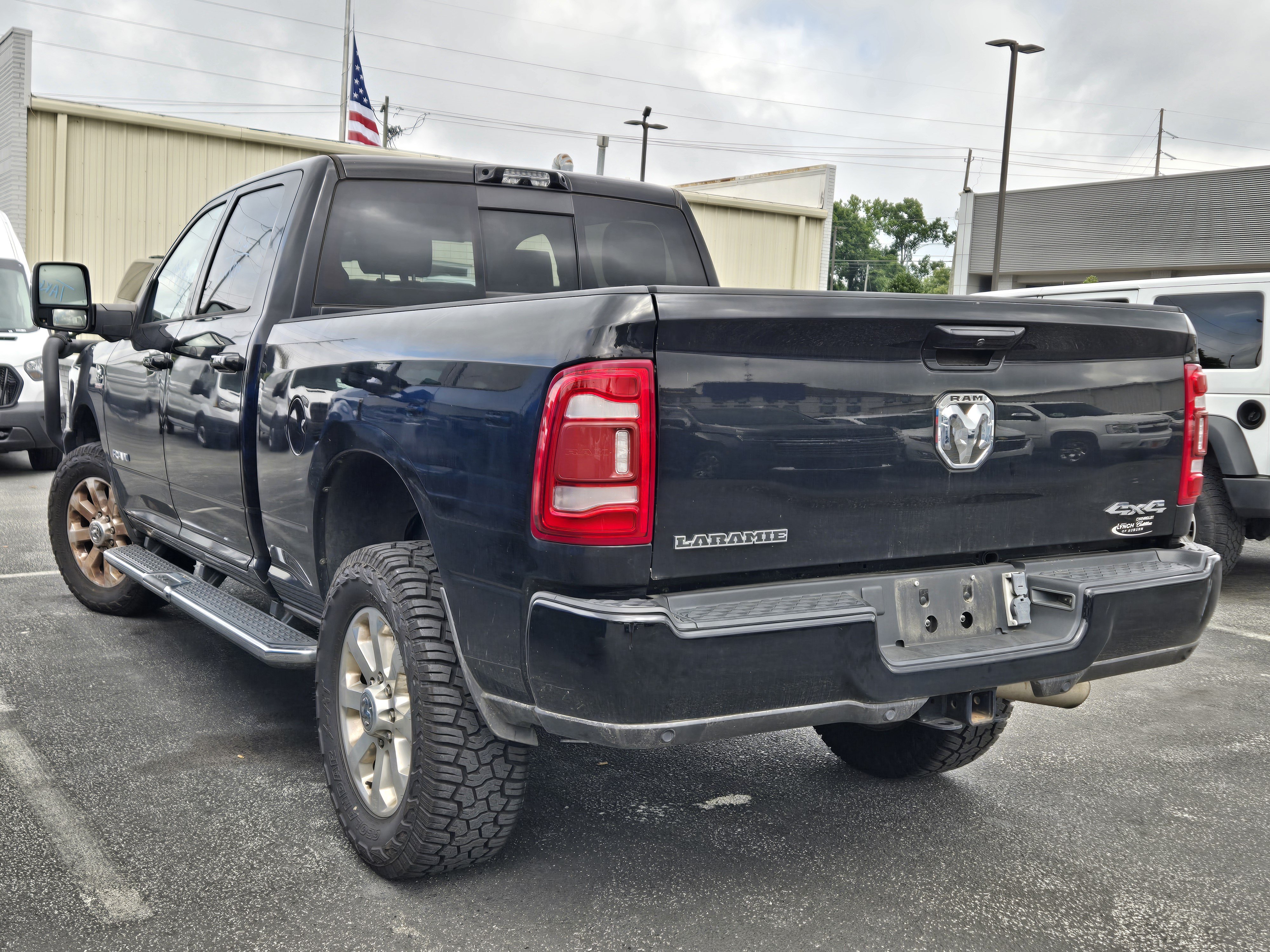 Used 2023 RAM 2500 Laramie AWD/4WD image 5