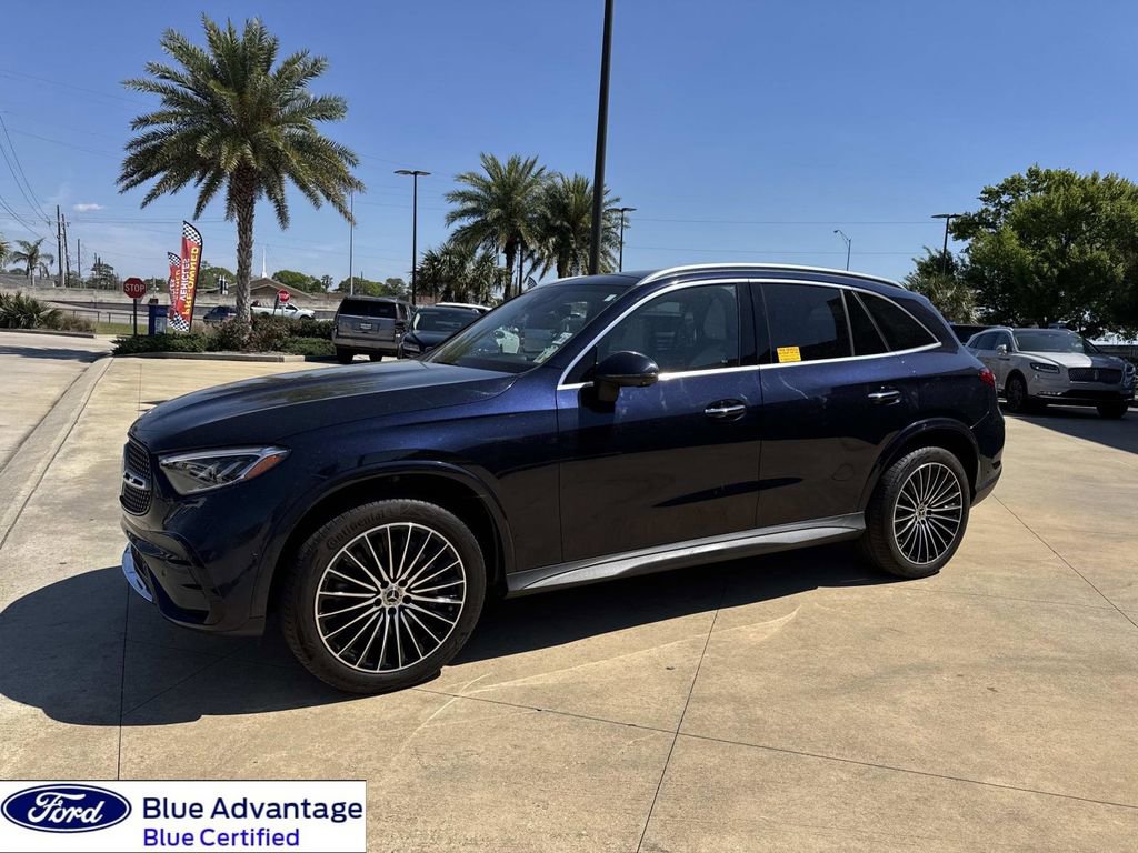 Used 2023 Mercedes-Benz GLC 300 image 5