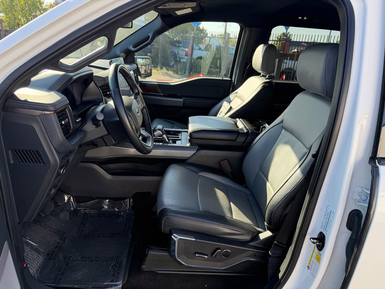 Certified 2022 Ford F150 Lightning Lariat AWD/4WD image 10