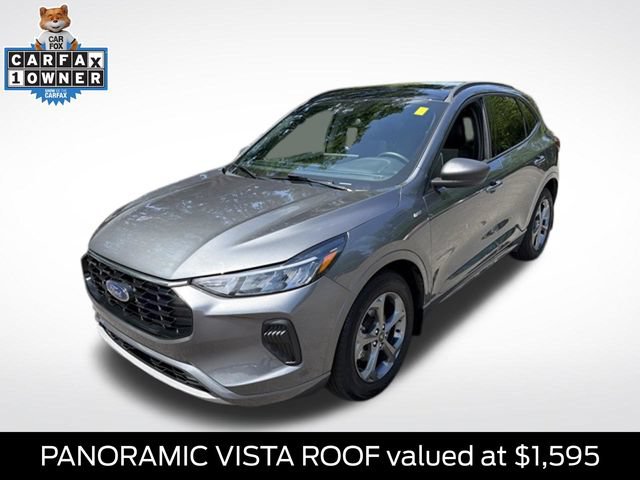 Certified 2023 Ford Escape ST-Line w/ Tech Pack #1 AWD/4WD image 3