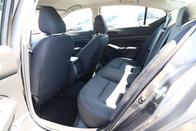 Used 2025 Nissan Altima 2.5 SV FWD image 17