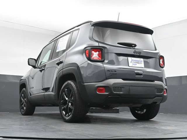 Used 2022 Jeep Renegade Altitude AWD/4WD image 31