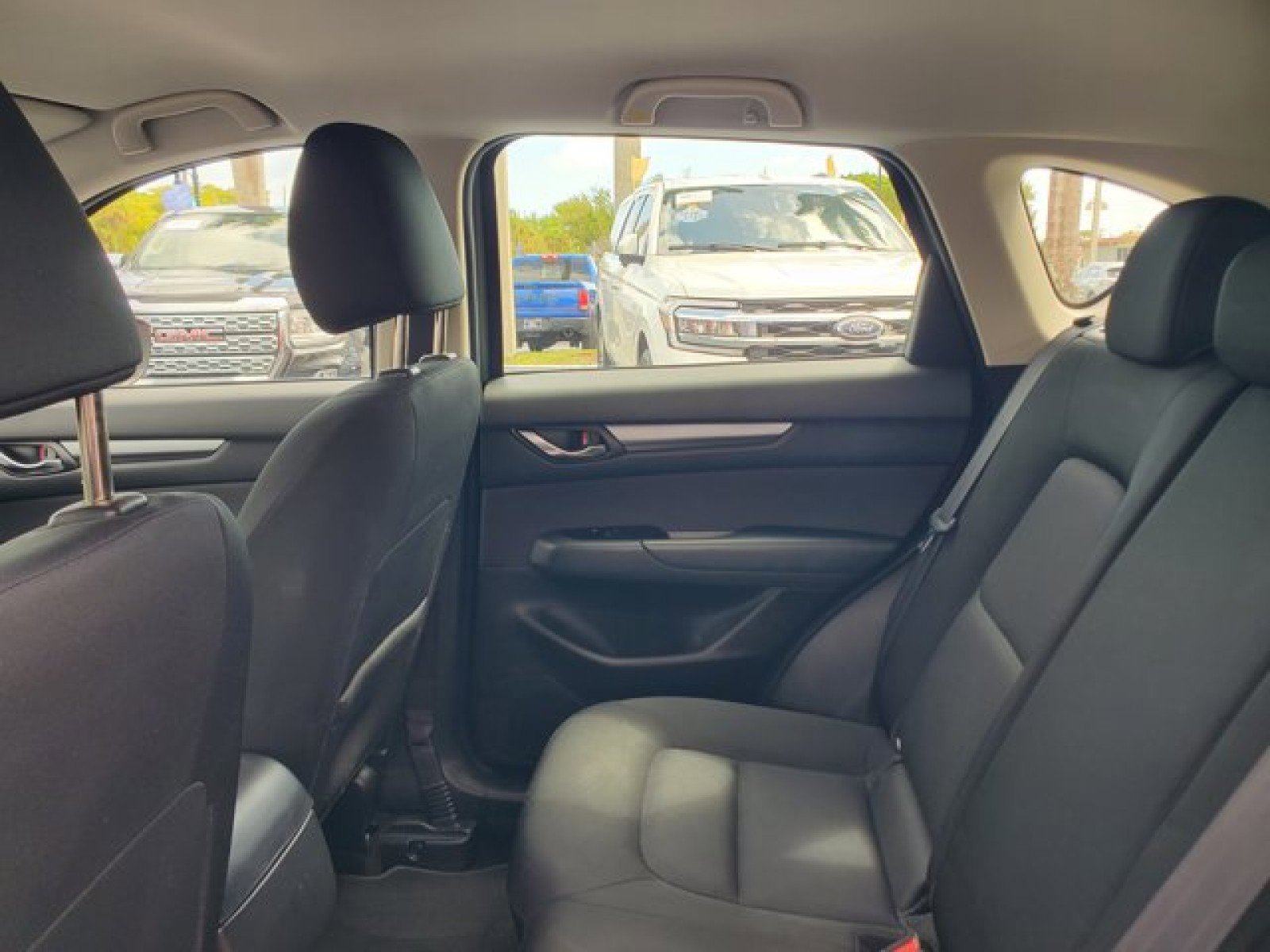 Used 2019 MAZDA CX-5 Sport image 26