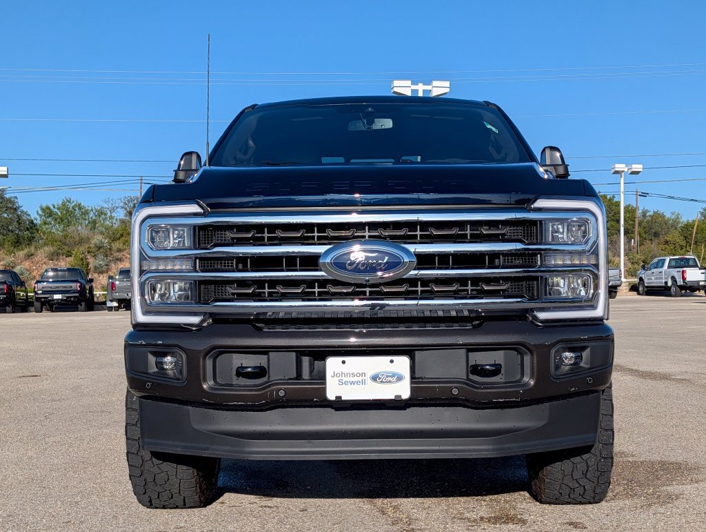 Certified 2025 Ford F250 King Ranch AWD/4WD image 3