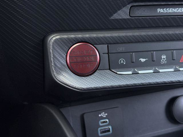 Certified 2025 Ford Mustang Coupe RWD image 18