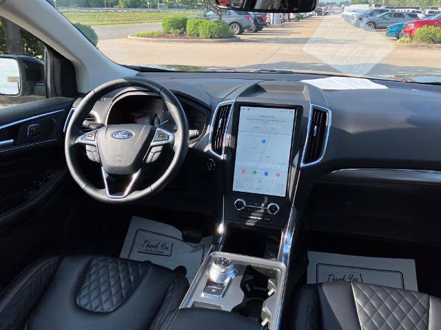 Certified 2024 Ford Edge Titanium AWD/4WD image 19
