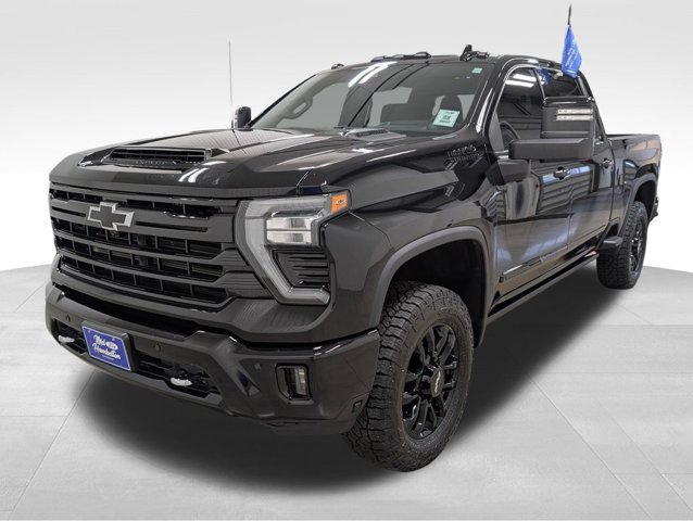 Used 2025 Chevrolet Silverado 2500 High Country w/ High Country Premium Package AWD/4WD image 22