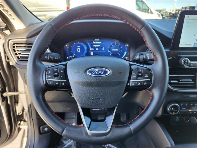 Certified 2021 Ford Escape SEL w/ SEL Stealth AWD Package image 29