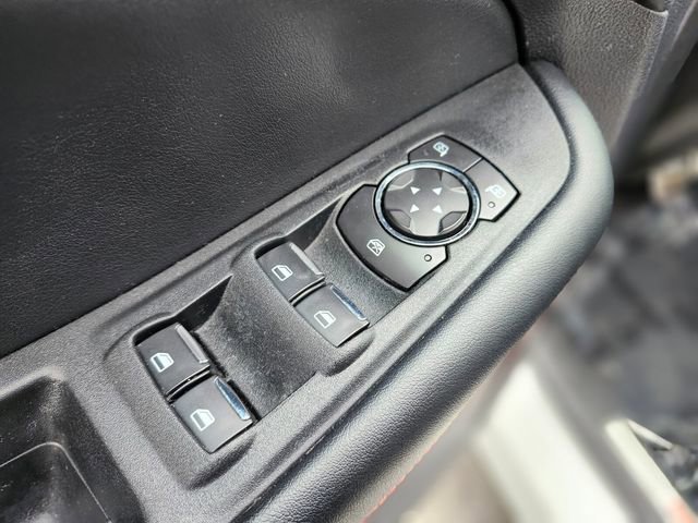 Certified 2022 Ford Edge ST-Line w/ Class II Trailer Tow Package image 17