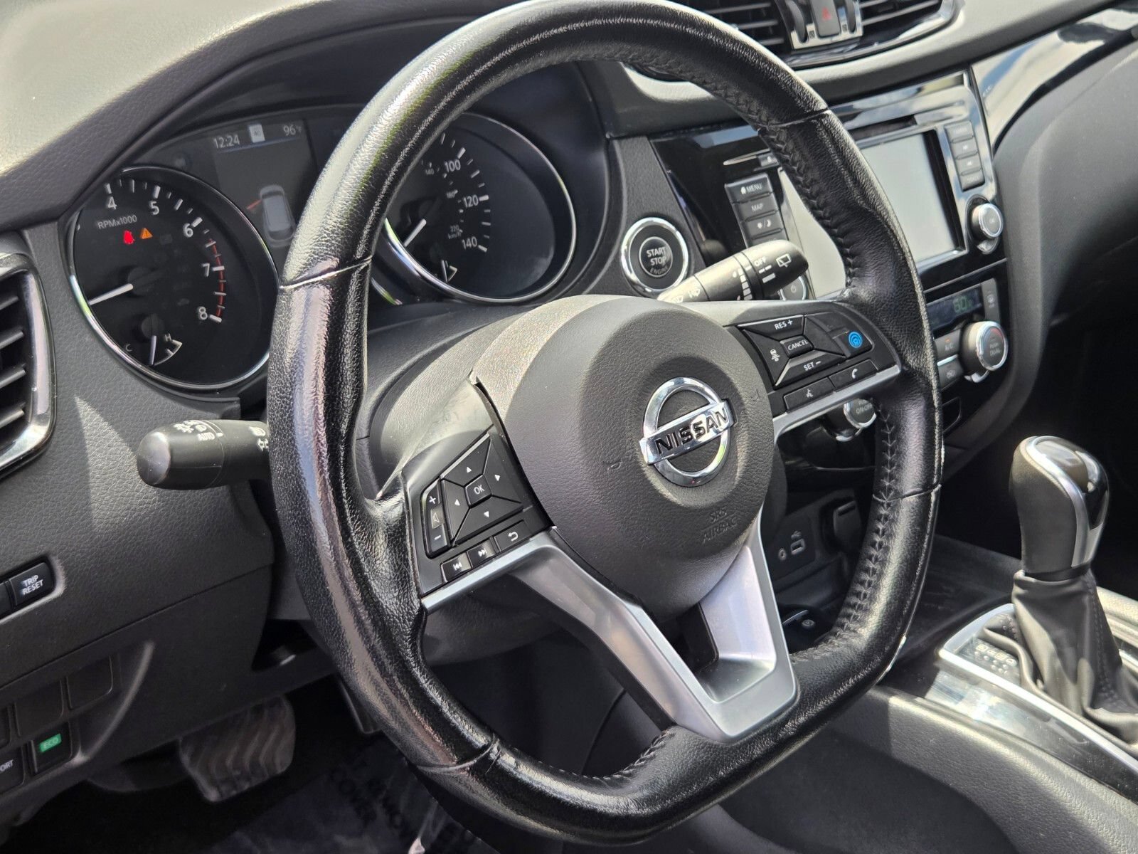 Used 2022 Nissan Rogue Sport SL AWD/4WD image 18