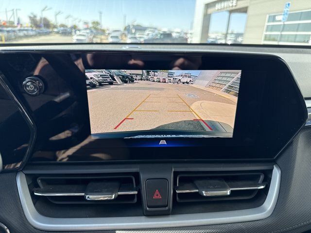Used 2024 Chevrolet TrailBlazer LS w/ LS Convenience Package FWD image 18