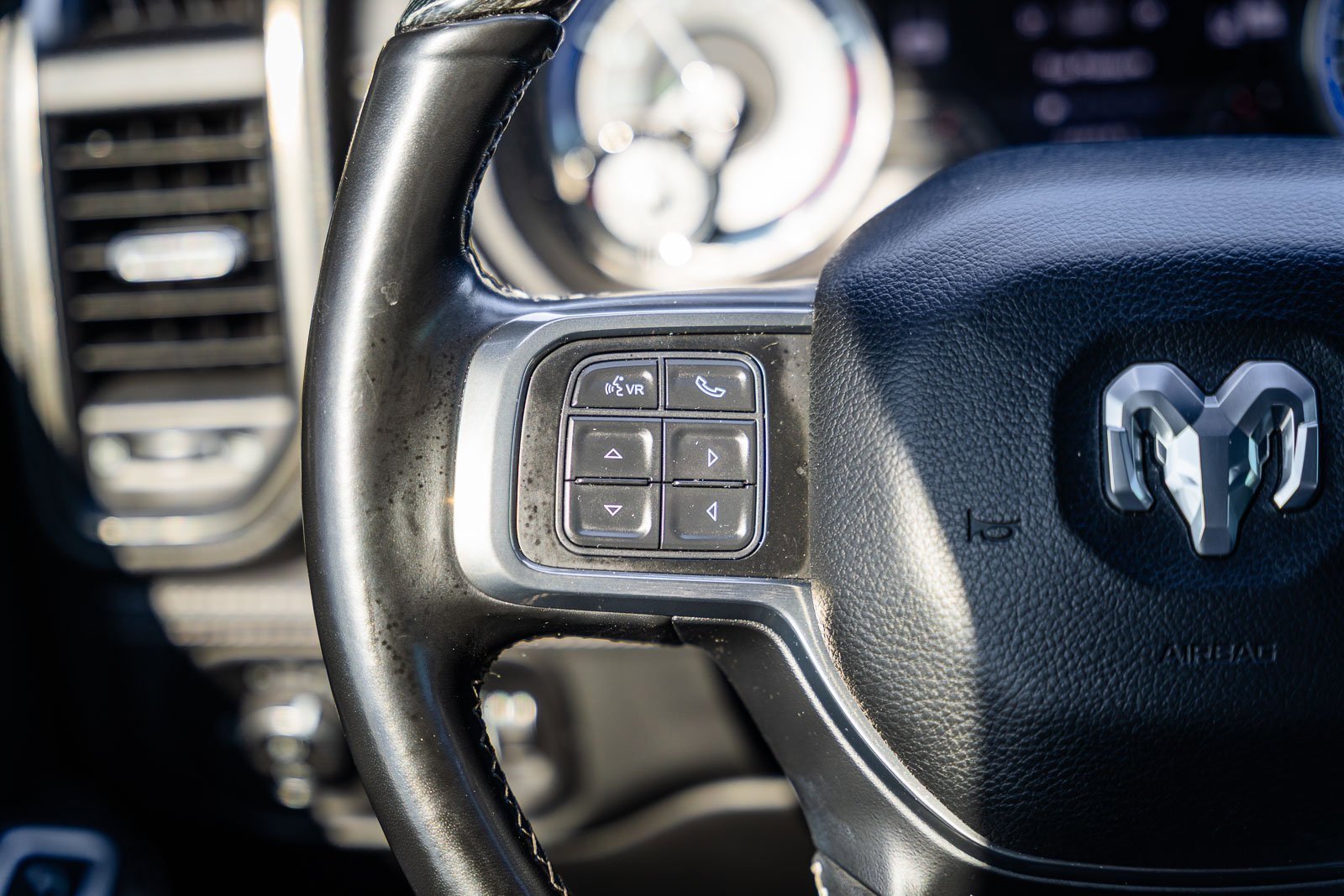 Used 2020 RAM 2500 Limited image 26