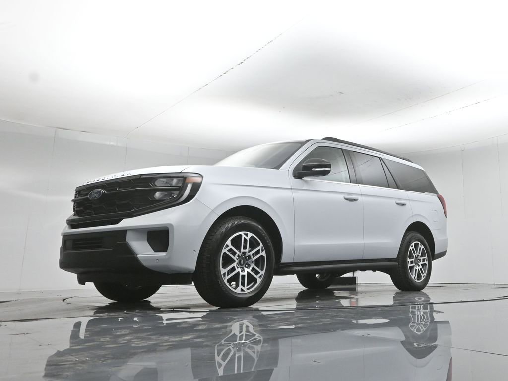 Certified 2025 Ford Expedition Active AWD/4WD image 51