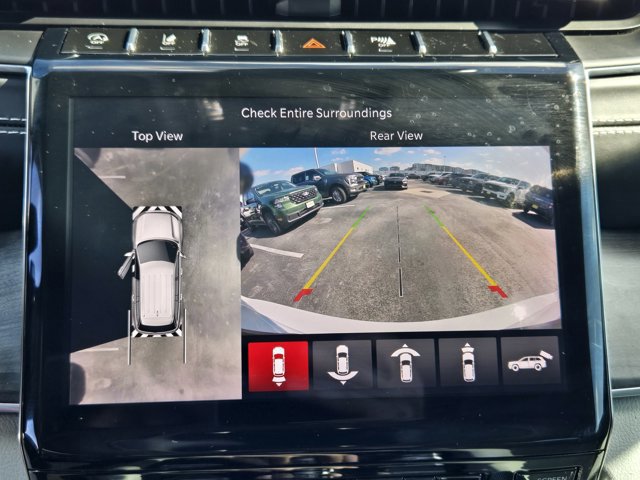 Used 2022 Jeep Grand Cherokee L Overland w/ Advanced Protech Group III image 15