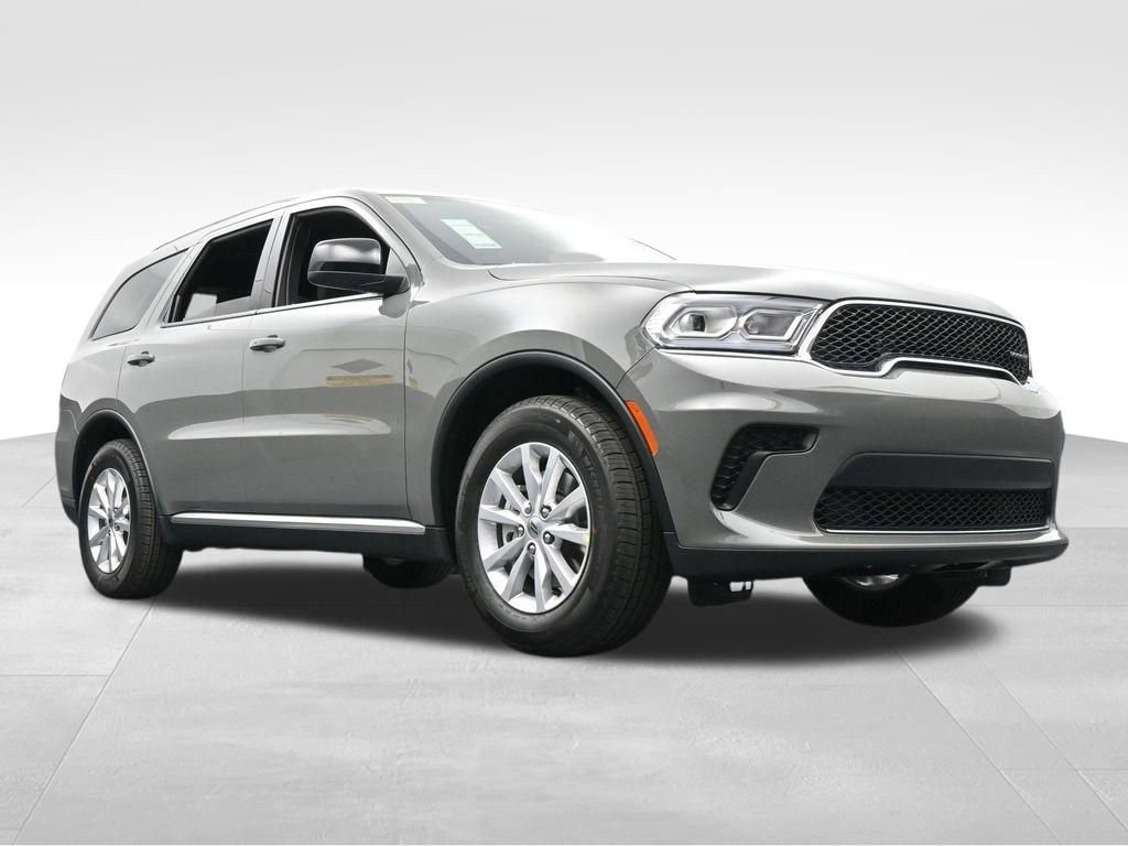 Used 2024 Dodge Durango SXT w/ 3rd Row Seating Group image 4