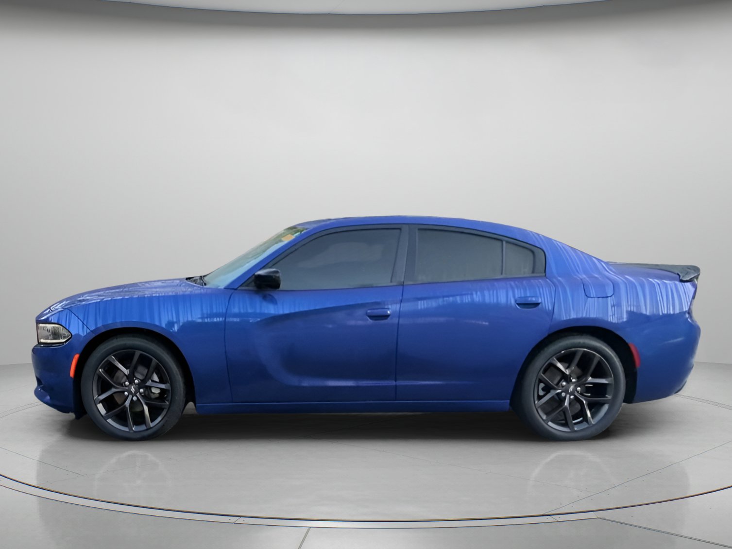 Used 2021 Dodge Charger SXT w/ Blacktop Package RWD image 16