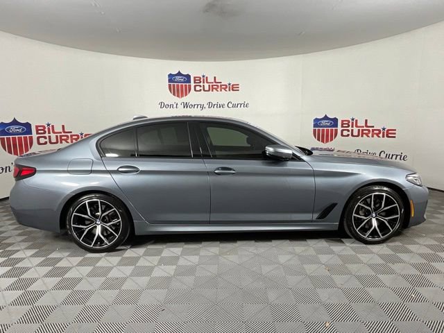 Used 2022 BMW 540i w/ Executive Package image 2