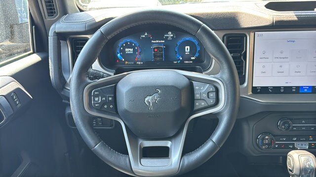 Certified 2025 Ford Bronco Outer Banks AWD/4WD image 21