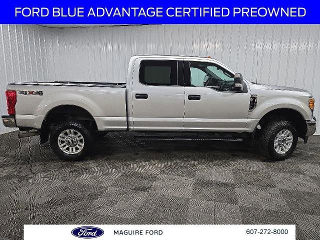 Certified 2017 Ford F250 XLT w/ Snow Plow Prep Package AWD/4WD image 9