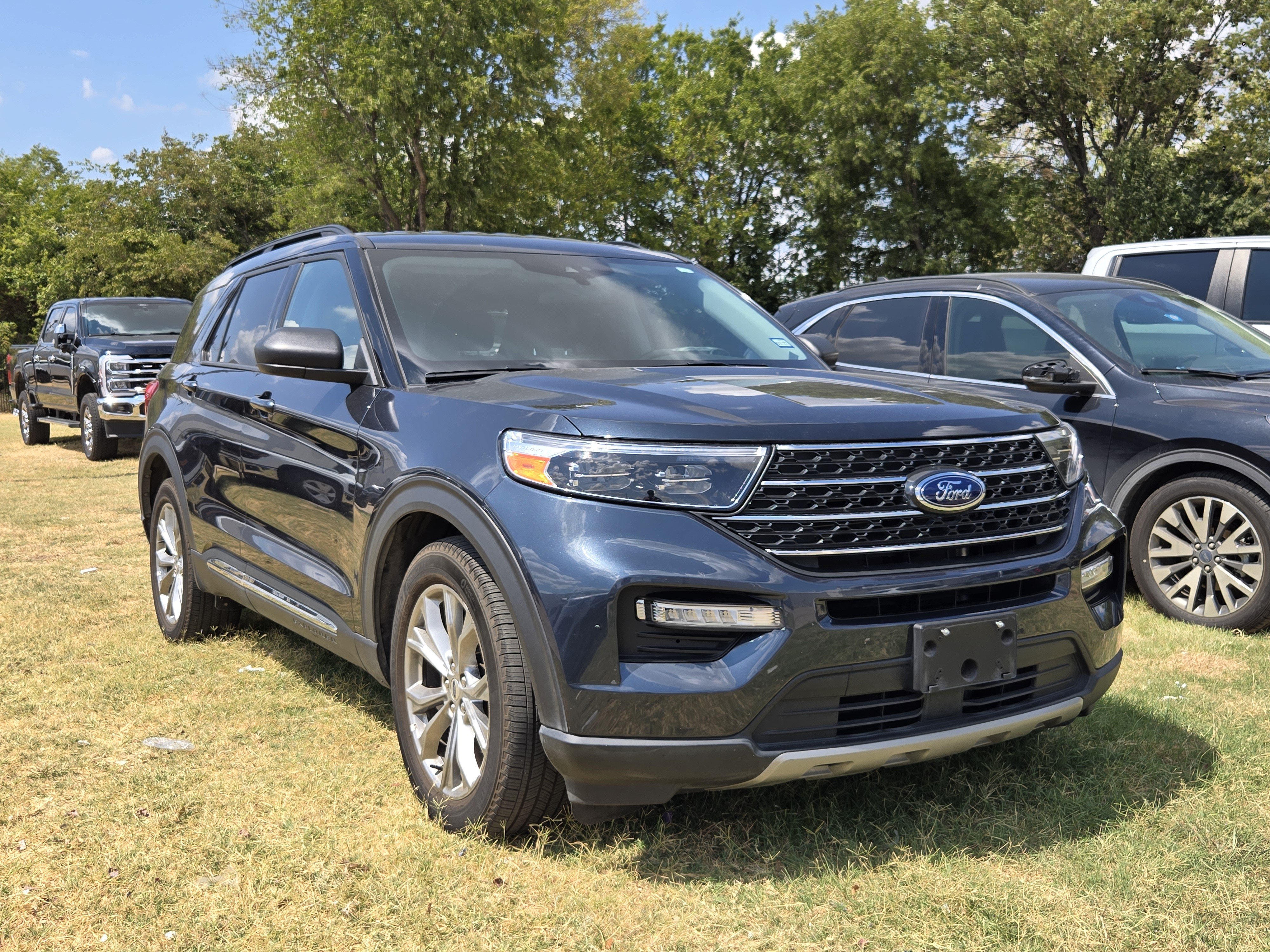 Certified 2023 Ford Explorer XLT w/ Equipment Group 202A RWD image 1