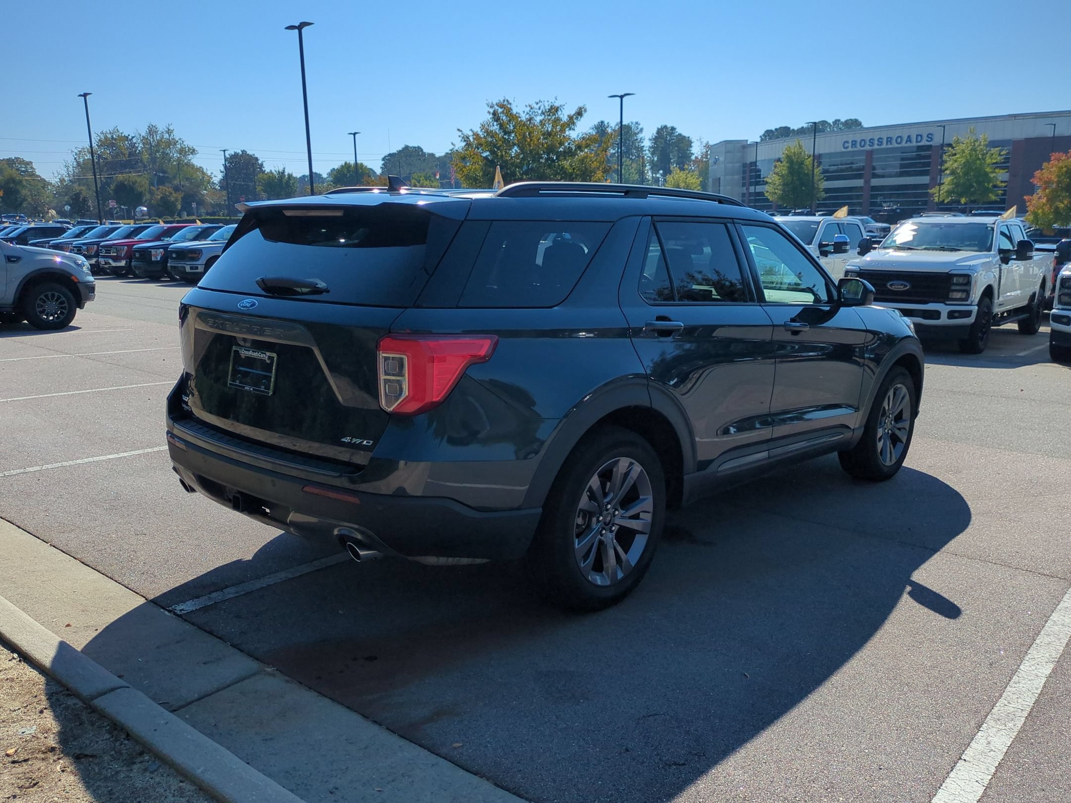 Certified 2024 Ford Explorer XLT w/ Equipment Group 202A AWD/4WD image 4