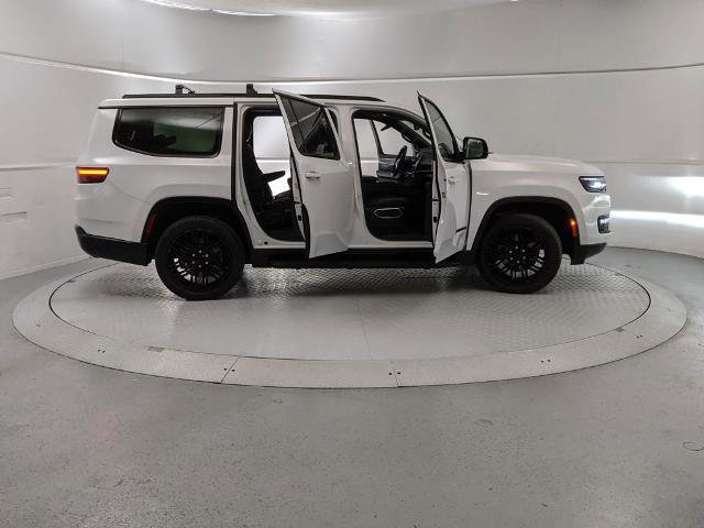 Used 2022 Jeep Wagoneer Series III image 8