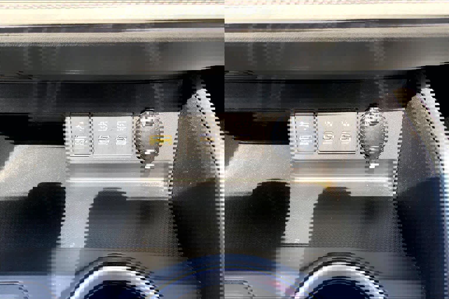 Used 2022 Toyota Highlander XLE image 35